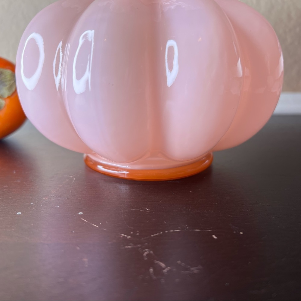 Vintage Fenton Art Glass 8” Dusty Rose Pink Overlay Melon Vase w Double Crimped - Picture 7 of 10